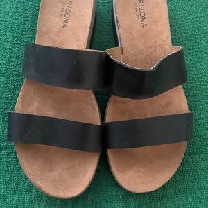 Arizona black sandals